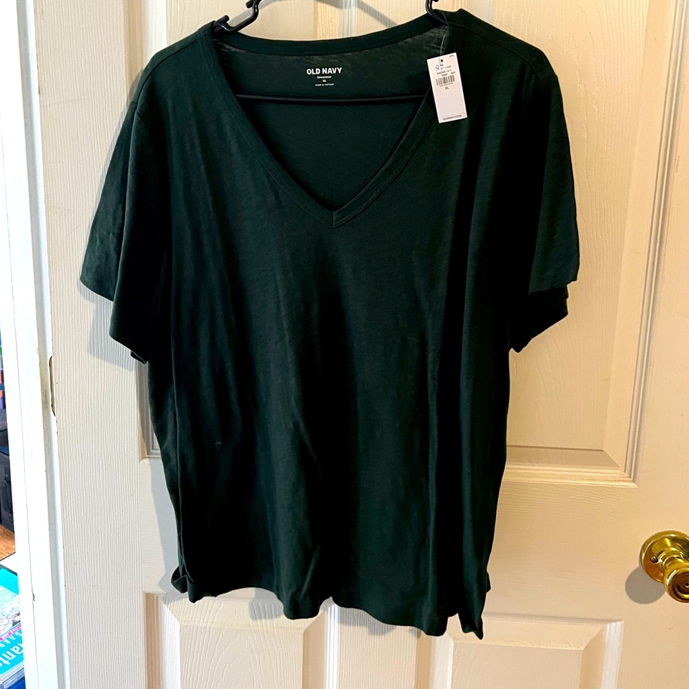 Dark Emerald Green Old Navy V Neck Tshirt
